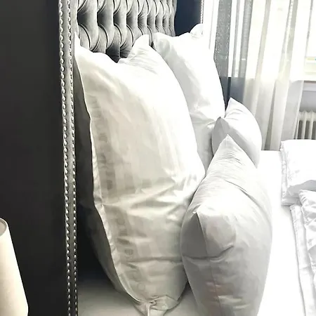 公寓 90qm Designerwohnung Mit Kueche Und Jacuzzi In Do-city