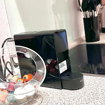 90qm Designerwohnung Mit Kueche Und Jacuzzi In Do-city Daire *